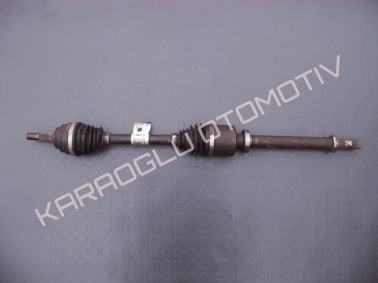 Kangoo Clio Sağ Aks 1.5 Dizel K9K 8200362060 8200362065 8200535800 8200535802