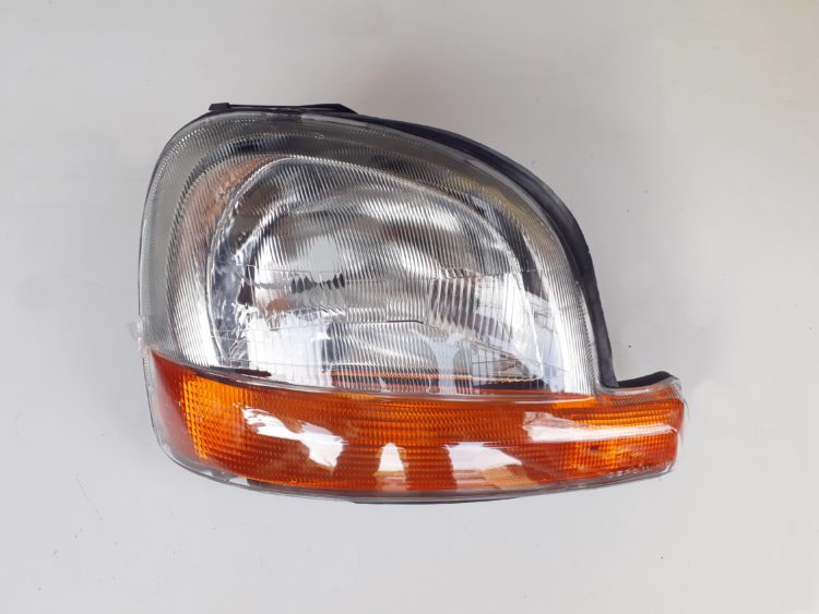 Kangoo Sağ Far Eski Kasa 260105328R 7701044038