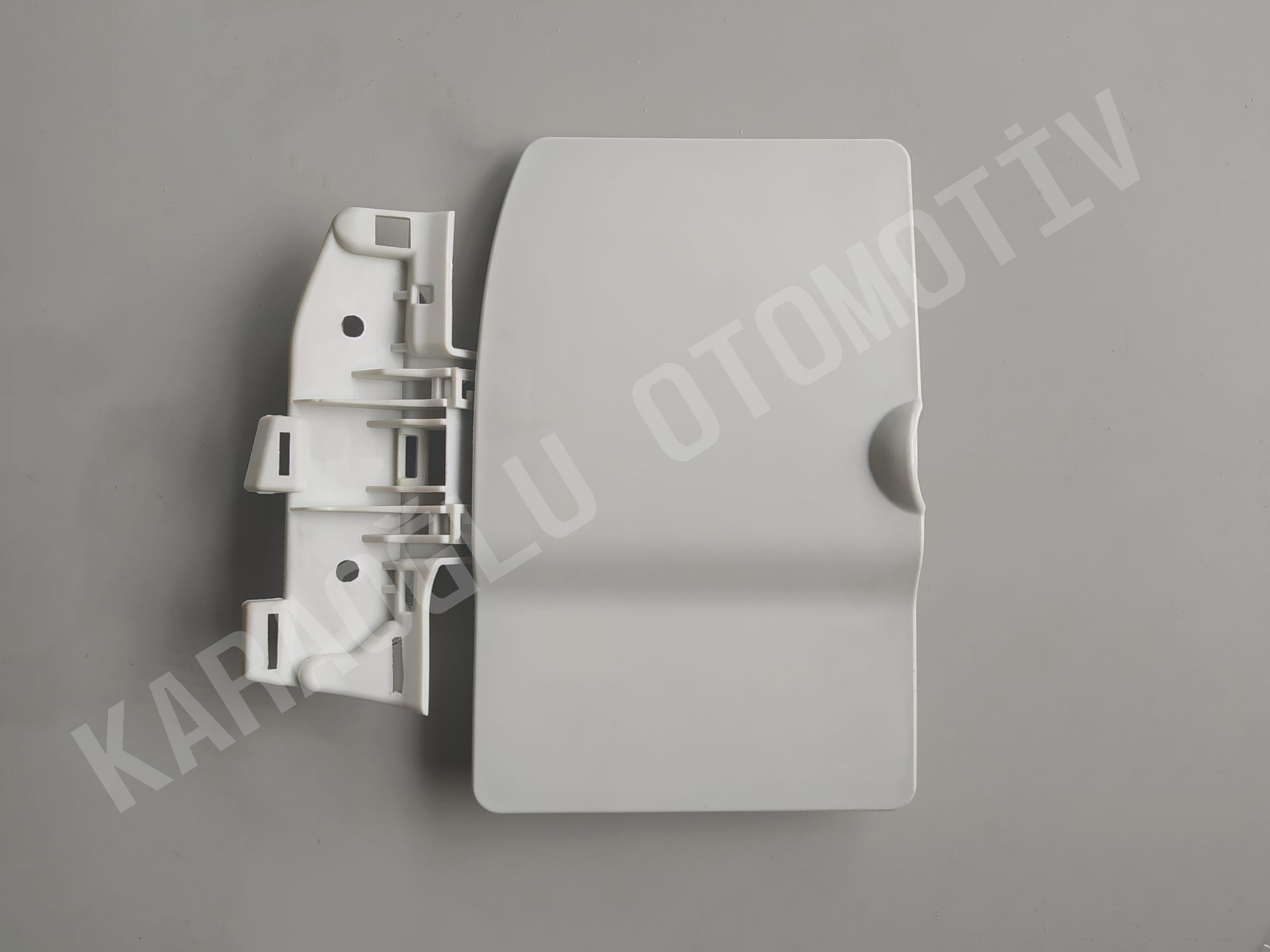 Trafic Yakıt Deposu Kapağı 8200023826