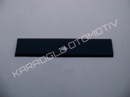 Master 3 Sağ Yan Kasa Bandı Çıtası 768F30003R