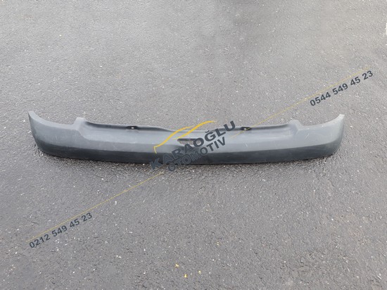 Clio 2 Arka Tampon Üst Parçası 8200083217