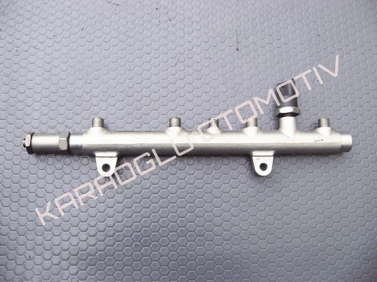 Megane 2 Scenic 2 Laguna 2 Enjektör Tevzi Borusu 1.9 Dizel 0445214024 8200347176