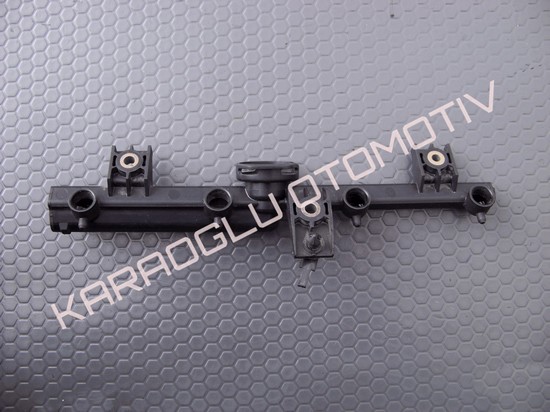 Clio Kangoo Enjektör Yakıt Rampası 7700868573