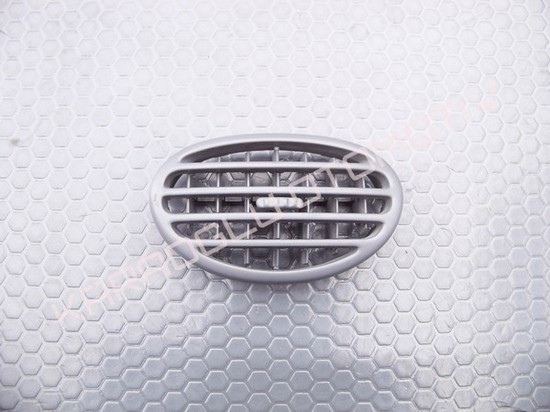 Megane Scenic Kalorifer Havalandırma Difizörü Sağ 7701469146