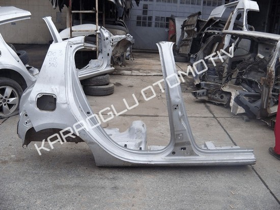 Clio 3 Kesme Sağ Arka Çamurluk Marşpiyel 7751476088 7751476090