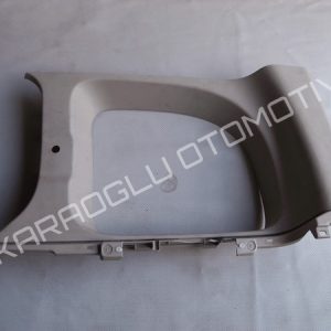 Kangoo 3 Cam Direği Kaplaması Arka Sağ Üst 8200421078