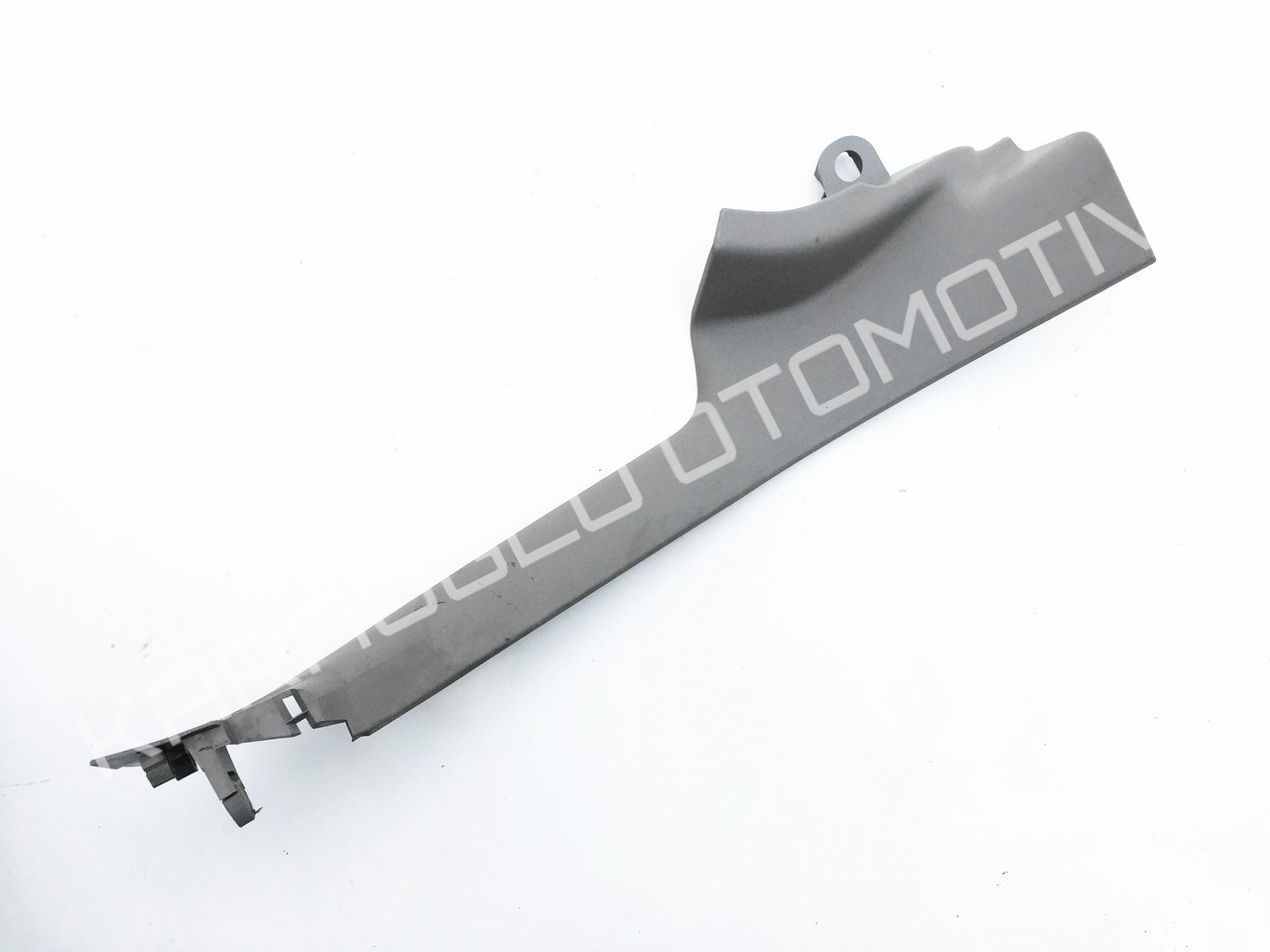 Megane 2 Sağ Arka Kapı Eşiği Kaplaması 8200480009