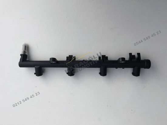 Scenic Clio Megane Enjektör Yakıt Kütüğü 8200135504 8200139674