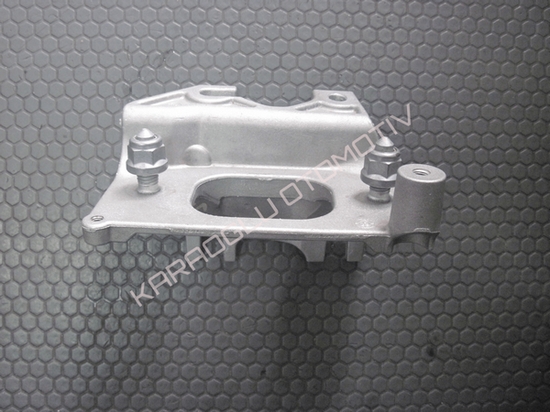 Fluence Megane 3 1.6 Dizel Egr Vanası 147101478R