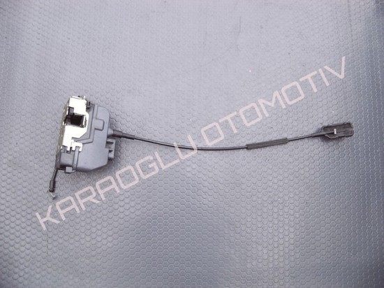 Laguna 2 Kapı Kilidi Sağ Arka 8200009153