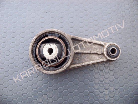 Clio Megane Scenic Motor Takozu Kulağı Arka 7700849715