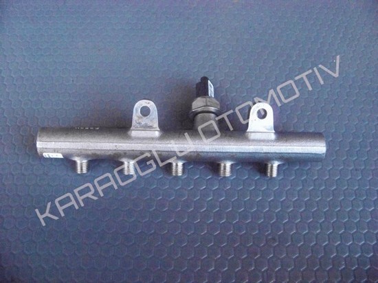 Kangoo Megane Fluence Enjektör Kütüğü 8200669695