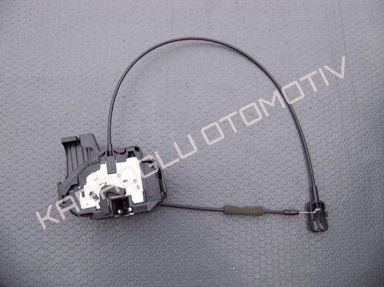 Clio 3 Kapı Kilidi Sağ Ön 8200300127 8200350755