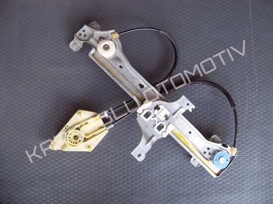 Fluence Megane 3 Arka Sol Cam Krikosu 827200016R