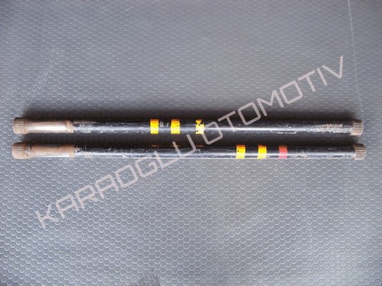 Reno 19 Arka Torsiyon Mili 7700784942