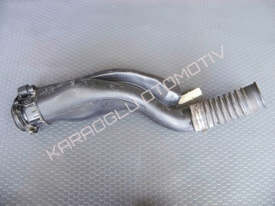 Trafic 3 Yakıt Dolum Hortumu 8200355603 8200883968