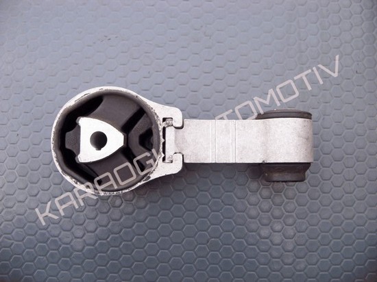 Latitude Laguna 3 Motor Takozu Kulağı 113560381R 113563354R