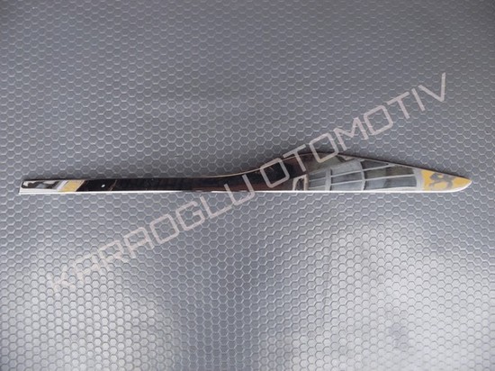 Clio 4 Sol Arka Kapı Çıtası 224265519R 828213777R