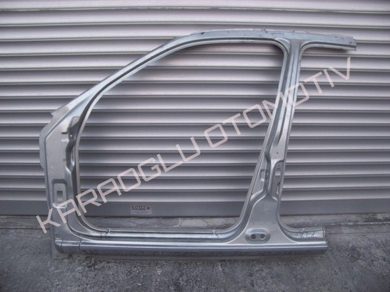 Clio Symbol Kapı Kasası Sol Ön 7751474404