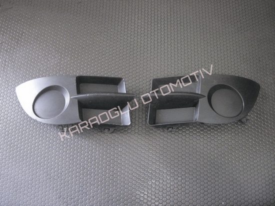 Clio 2 Sis Far Kapağı 7701209677