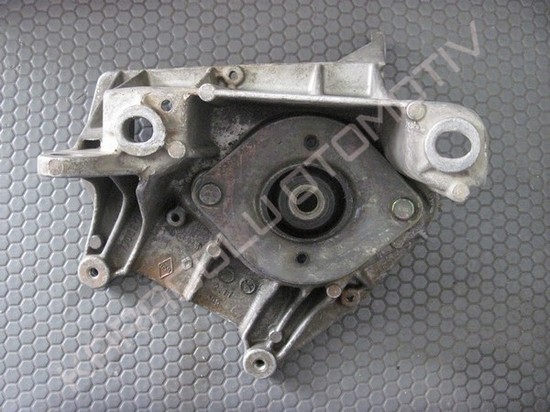 Express Kangoo Motor Kulağı Sol 1.9 Dizel 7700812040