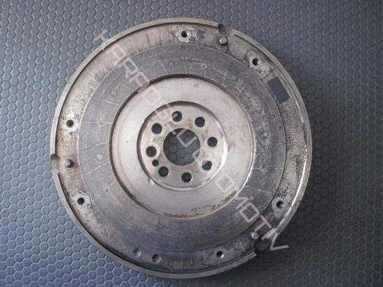 Trafic Debriyaj Volanı 2.0 M9R 8200641455