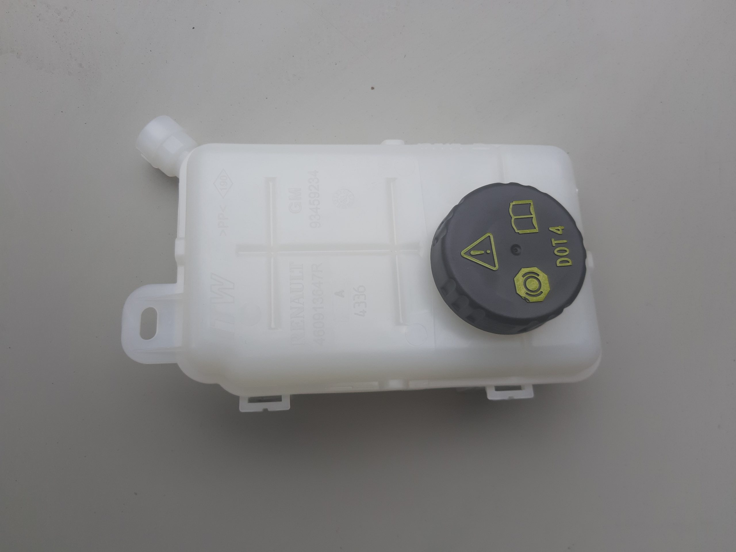 Trafic III Fren Hidrolik Deposu 460913647R