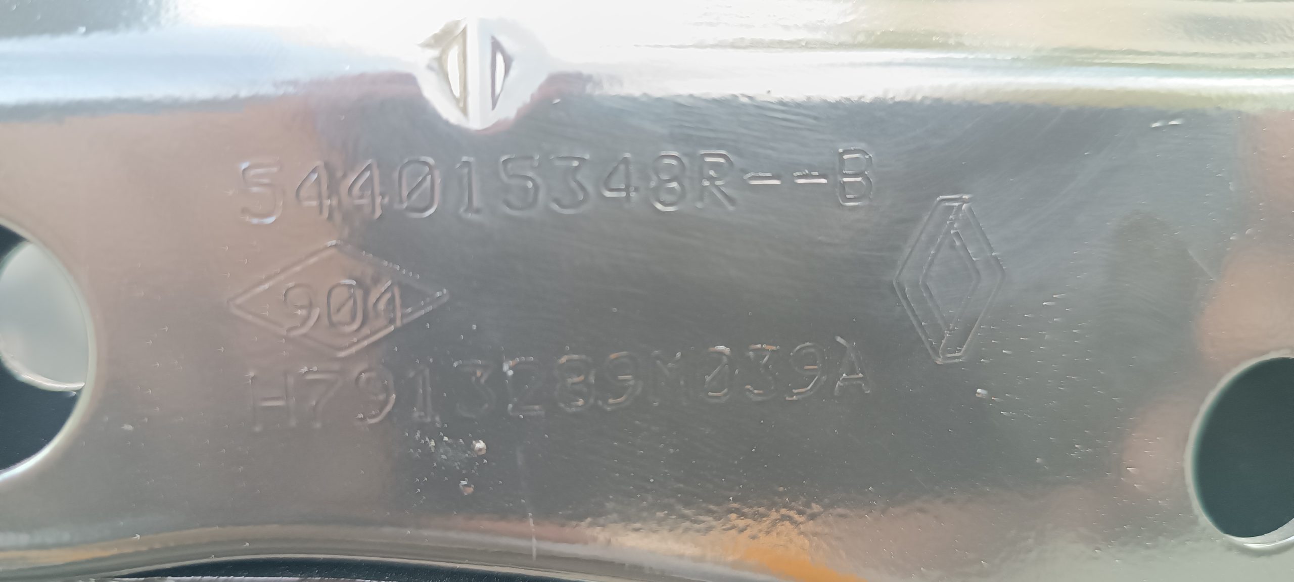 544018731R 544015812R Duster Motor Beşiği Travers - Görsel 3