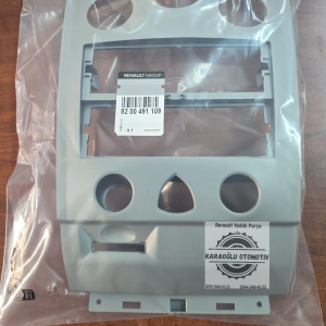 8200491109 8200594696 Megane II Torpido Digital Radyo Ve Klima Çerçevesi